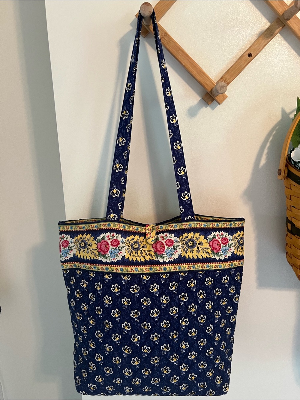 Vera Bradley Vintage Maison Blue Tote